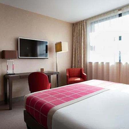 מלון Mercure Ferrand Centre Jaude 4*