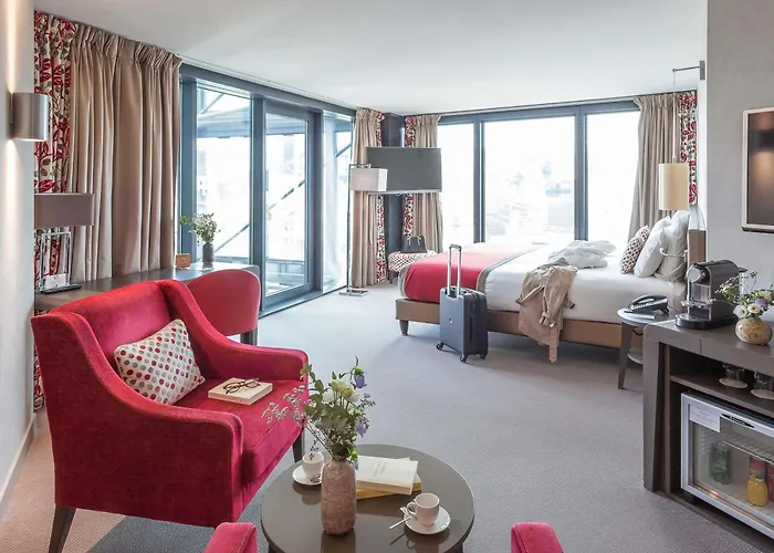 Отель Mercure Ferrand Centre Jaude Клермон-Ферран