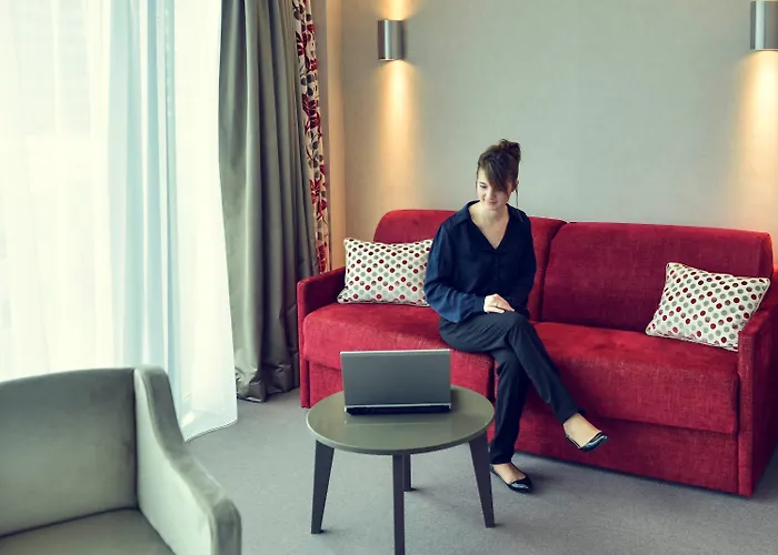 Отель Mercure Ferrand Centre Jaude 4*